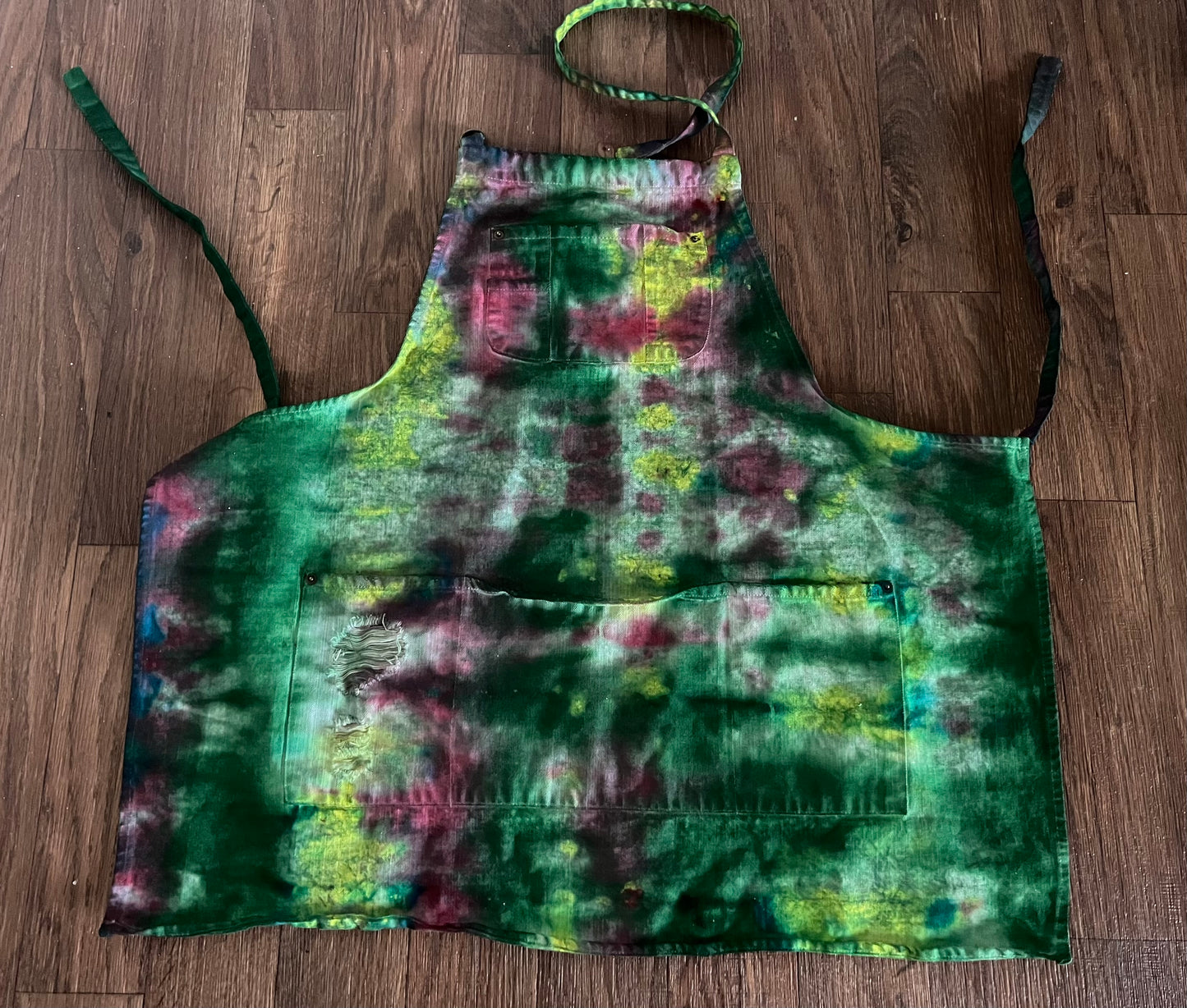 It’s giving Garden Denim Apron
