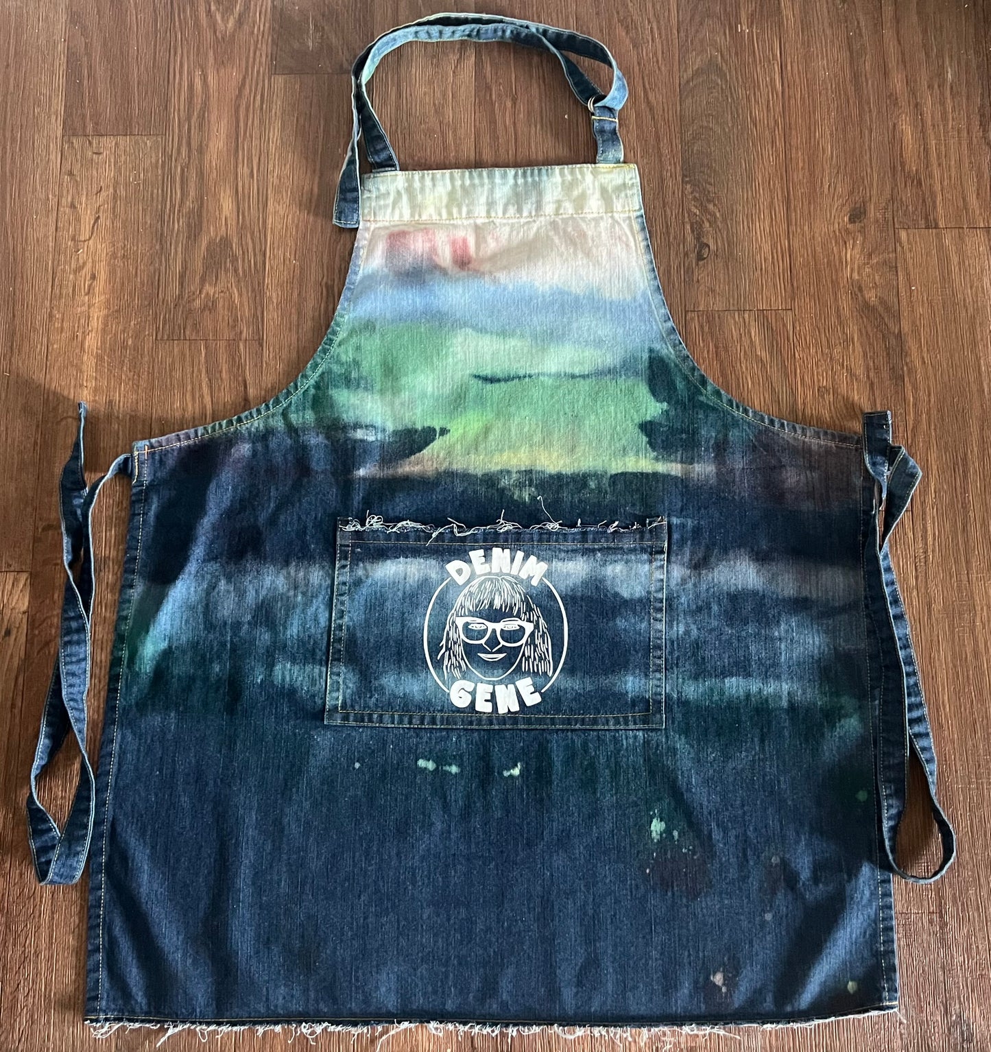 Dreamwave Dip Denim Apron